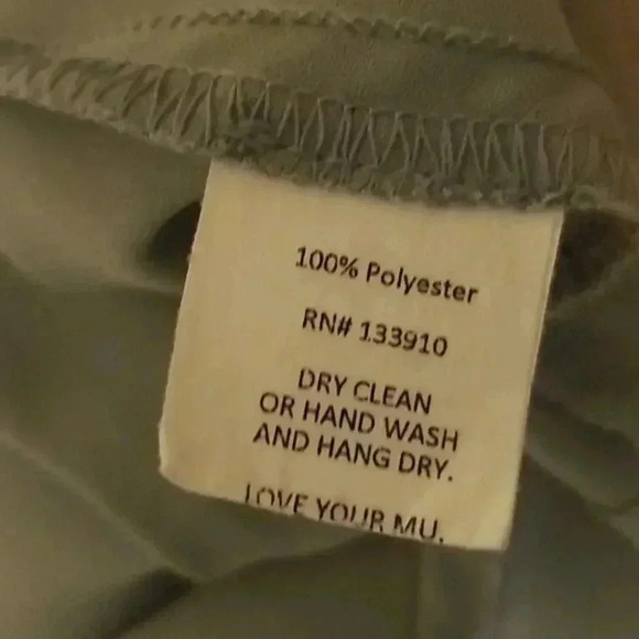 Women's Top  - Picture 4 of 4